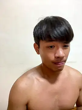 foxfoxfox4 - Foxfoxfox4's free webcam - UK Sex Cams