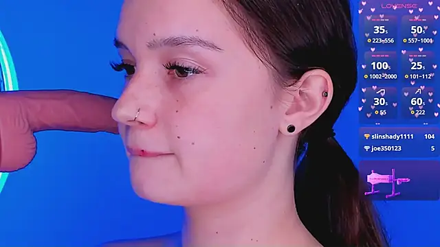 bitchpeace_ (F young) - Suck tits