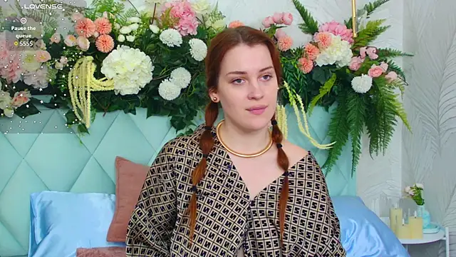  EllieGarson chat room