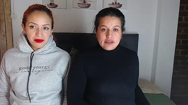 andrea_secret_ - Andrea_secret_'s free webcam - UK Sex Cams