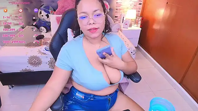 italyy__boobs - Italyy__boobs's free webcam - UK Sex Cams