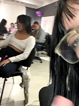 Live sex cam of angie_rousse_