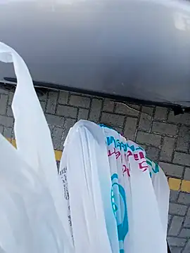 mia_and_braian - Mia_and_Braian's free webcam - UK Sex Cams