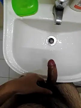 keepcummingforyou73 (M young) - Looking for a girl to fuck in Mumbai!!