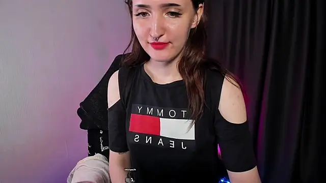 Rydel_sherryy live cam screenshot female on Hacty – Hot Adult Clips & Live Cams