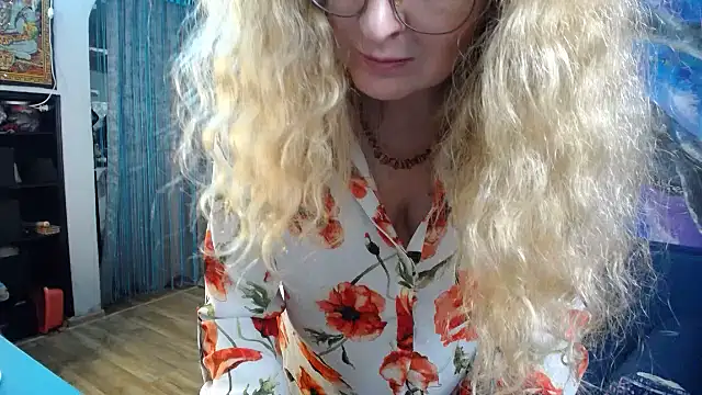 helen1974 - Helen1974's free webcam - UK Sex Cams