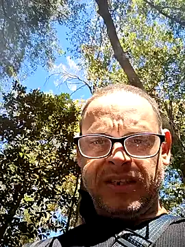 Buffshagswell's Stripchat show and profile