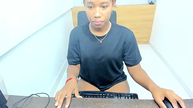  ValentinaRose4 chat room