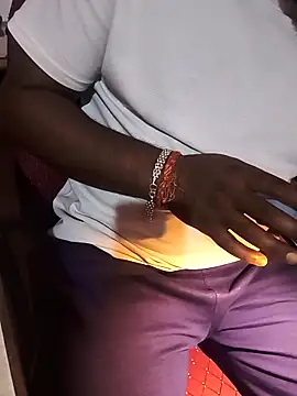 manoj_master (M young) - masturbate cock for 1 min