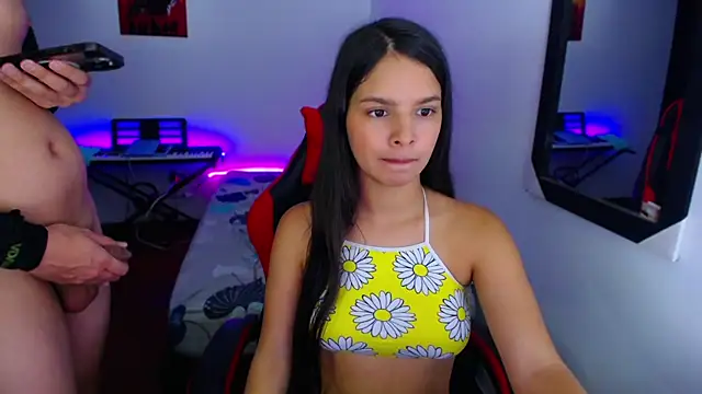 jessi_and_boy (Ask my age) - FUCK FACE AND REMOVE BRA