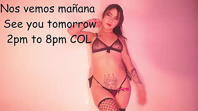 _chloe_moons_ live cam screenshot female on Home.Pink — Cozy Live Cams & Chat