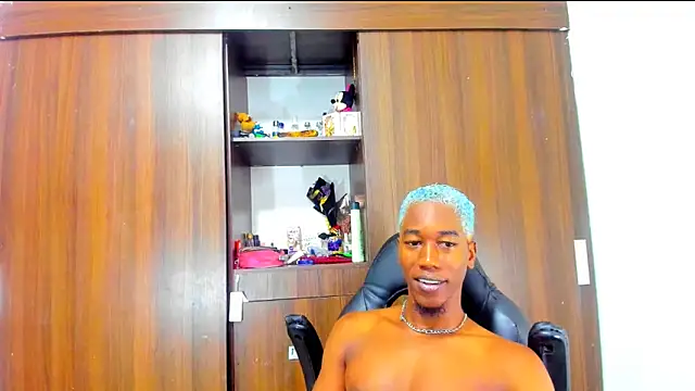 dreamastercum_ (Ask my age) - cum show