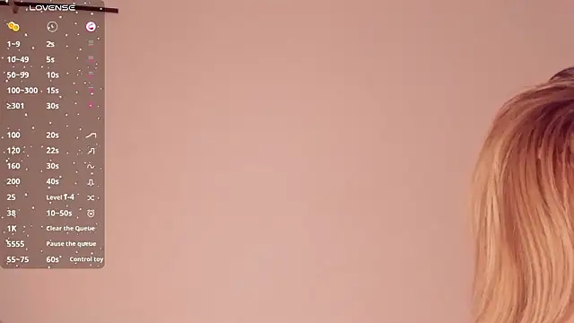 ashleyroys_111 - Ashleyroys_111's free webcam - UK Sex Cams