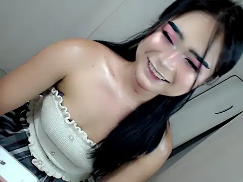 itsmekianna (T teen) - LETS GET WET N WILD WITH MY BIG LOAD CUM
