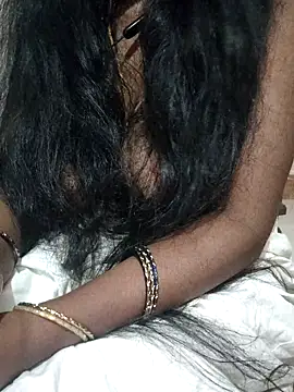 p0a8 live cam screenshot female from India on Wobip – Live Webcams, Clips & GIFs