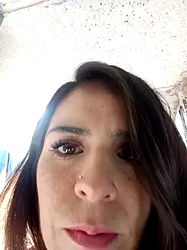 nenalinda69 - Nenalinda69's free webcam - UK Sex Cams