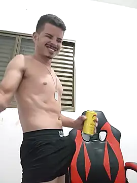 caiomoretto - Caiomoretto's free webcam - UK Sex Cams