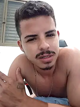 caiomoretto (Ask my age) - Masturbar