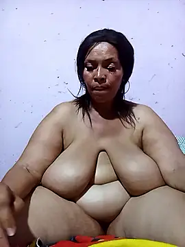 hugepussy444 (F milf) - Fingering pussy