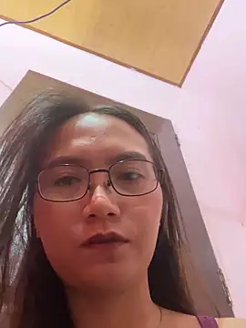 pinayscarlet - Pinayscarlet's free webcam - UK Sex Cams