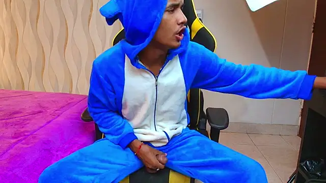 boy_savoy - Boy_savoy's free webcam - UK Sex Cams