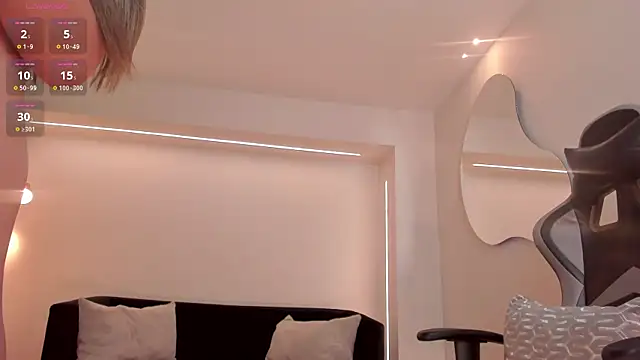 EllaClark live cam screenshot female on Home.Pink — Cozy Live Cams & Chat