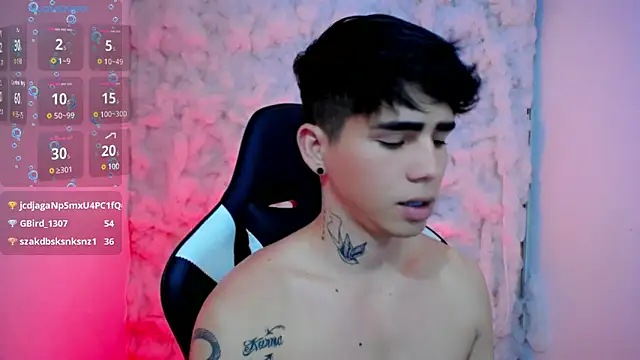  Tayson_Rivers chat room