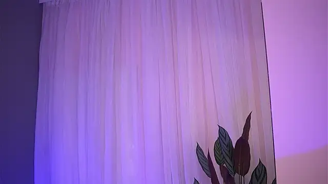  ElysaWetxx chat room