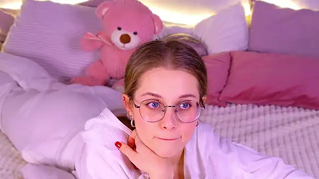 RileyMimicho webcam stripchat model stream image