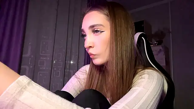 hollypaw - HollyPaw's free webcam