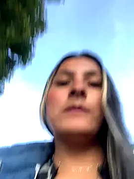 cami_leon2 - Cami_Leon2's free webcam - UK Sex Cams