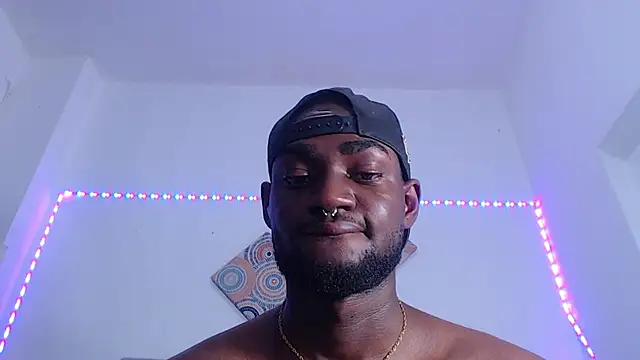 eebony_stallion (M twink) - pre cum