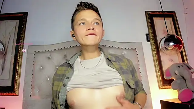 tim_wolf (M young) - Masturbate and groan until getting more