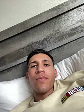 leisurelycriminal (M young) - Solo chicas 100% hetero