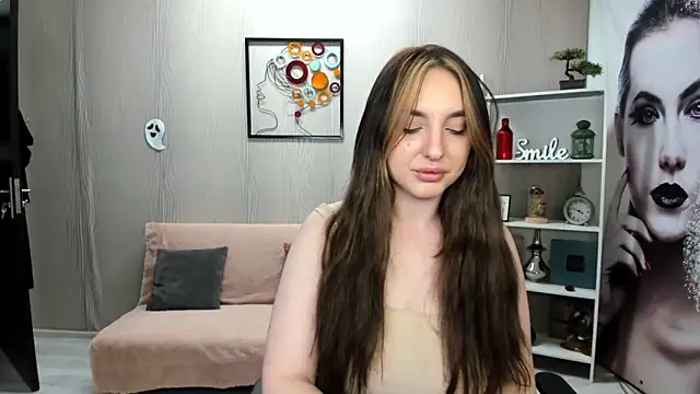 JaquelinLaurent live cam screenshot female on TokenKeno — Tip, Play & Watch Live Cams