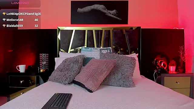  ScarletTorres chat room