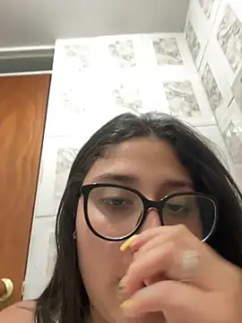 croftsmila xxx live show