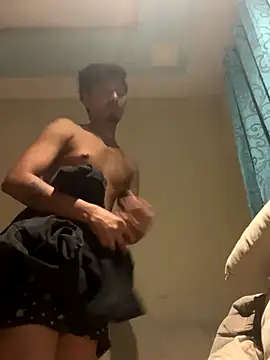 ronnyslim - RonnySlim's free webcam - UK Sex Cams