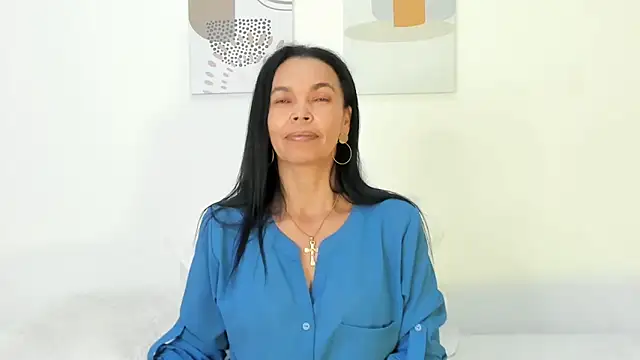 Evawalker_ live cam screenshot female on Home.Pink — Cozy Live Cams & Chat