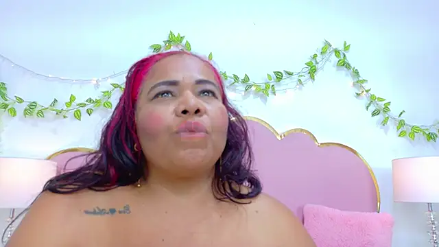  AshleyGrahams chat room