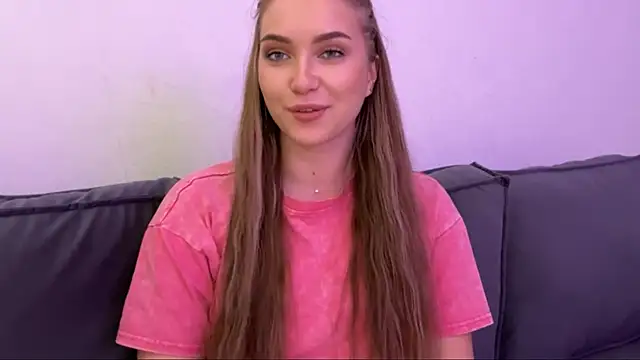 lourastalter - LouraStalter's free webcam