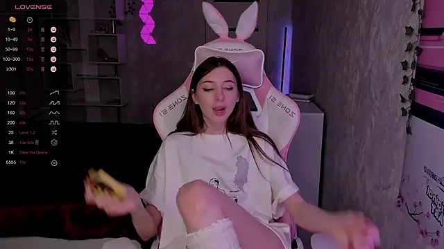 polly__hill - Polly__Hill's free webcam - UK Sex Cams