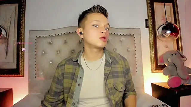 tim_wolf (M young) - Masturbate and groan until getting more