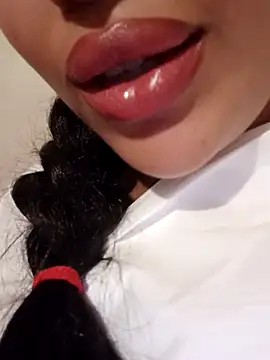 sexlove1xo - Sexlove1xo's free webcam - UK Sex Cams