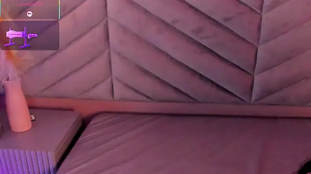 mia_valentine_ - Mia_Valentine_'s free webcam - UK Sex Cams