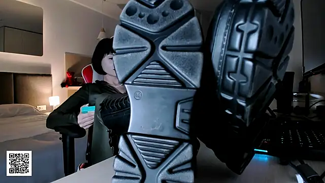  _Misha_Addams_ chat room