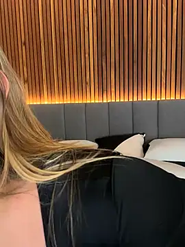 emiilyadams_ xxx live show