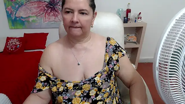 leonela_69 - Leonela_69's free webcam