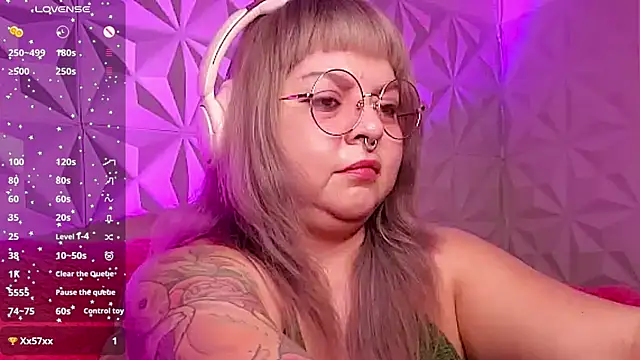 satyn_doll - Satyn_doll's free webcam - UK Sex Cams