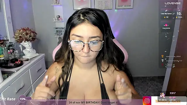 melannyy_ - Melannyy_'s free webcam - UK Sex Cams